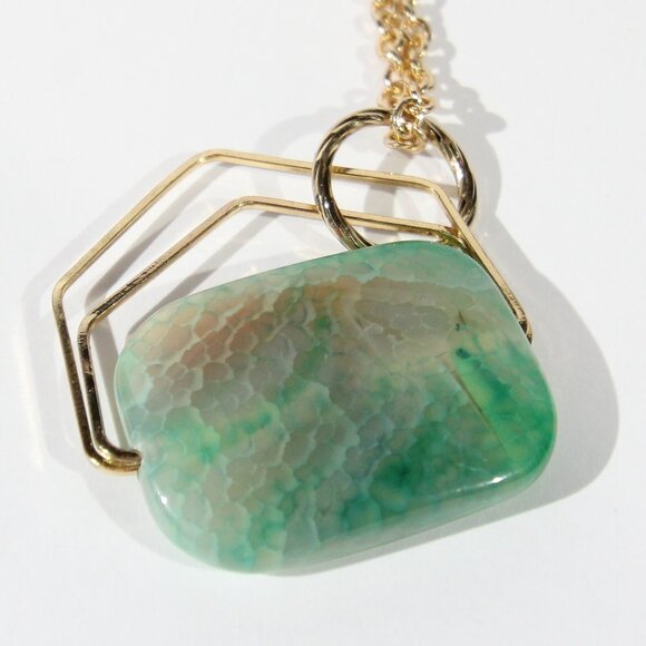 Vintage Bill Blass Gold Tone Necklace with a Green Pendant - Picture 3 of 5